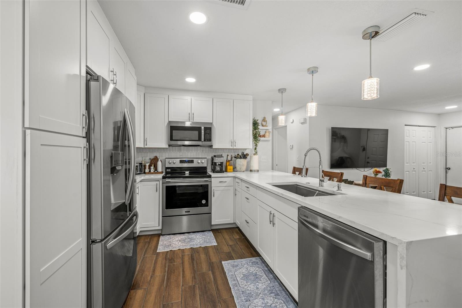 Image 13 of 35 For 14002 Arbor Knoll Circle