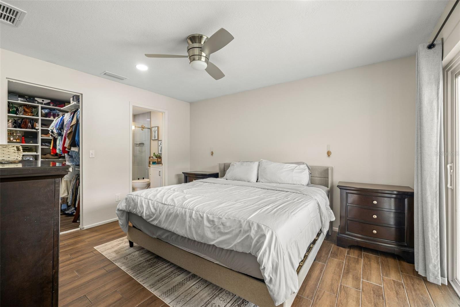 Image 16 of 35 For 14002 Arbor Knoll Circle