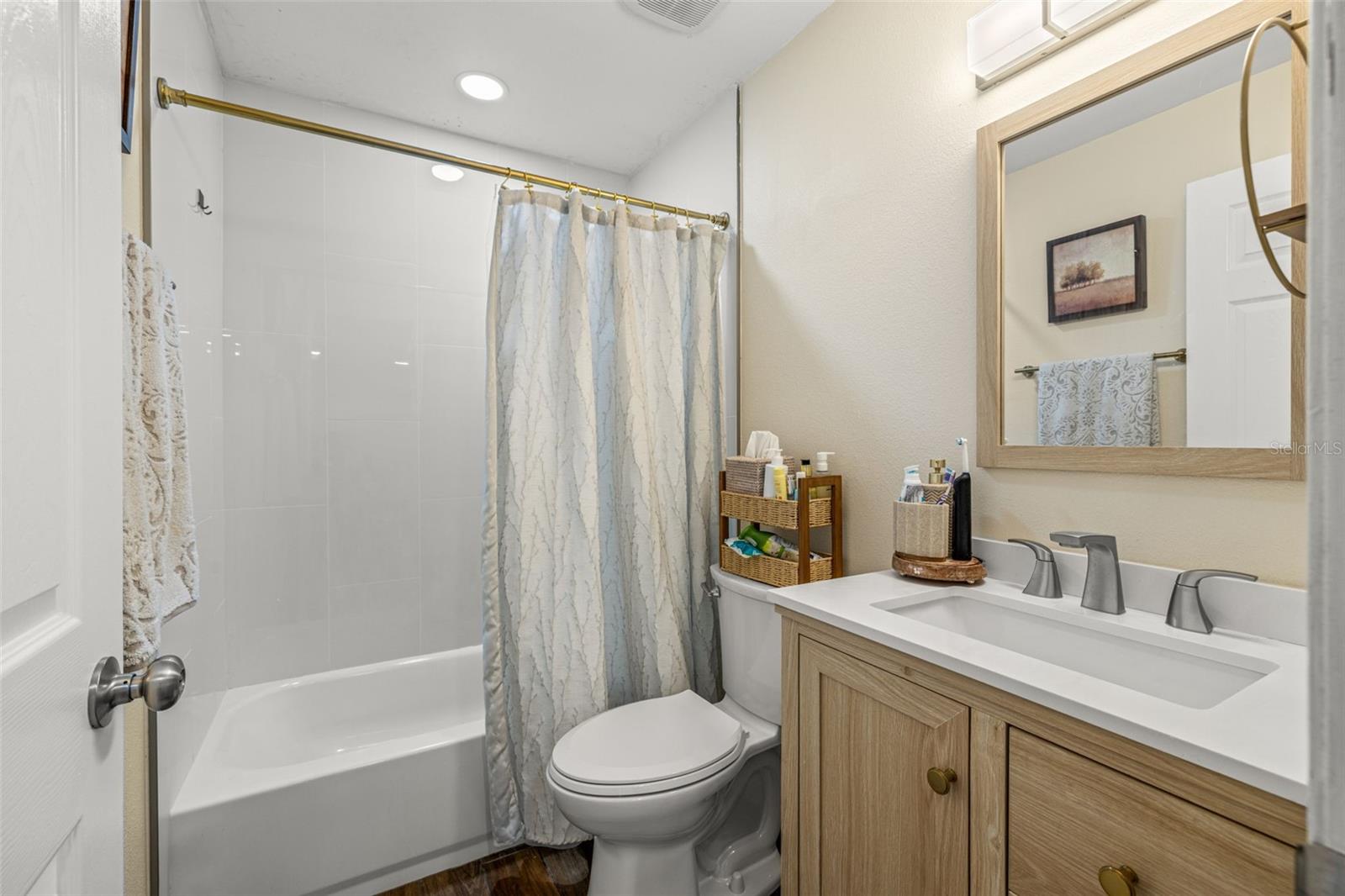 Image 22 of 35 For 14002 Arbor Knoll Circle