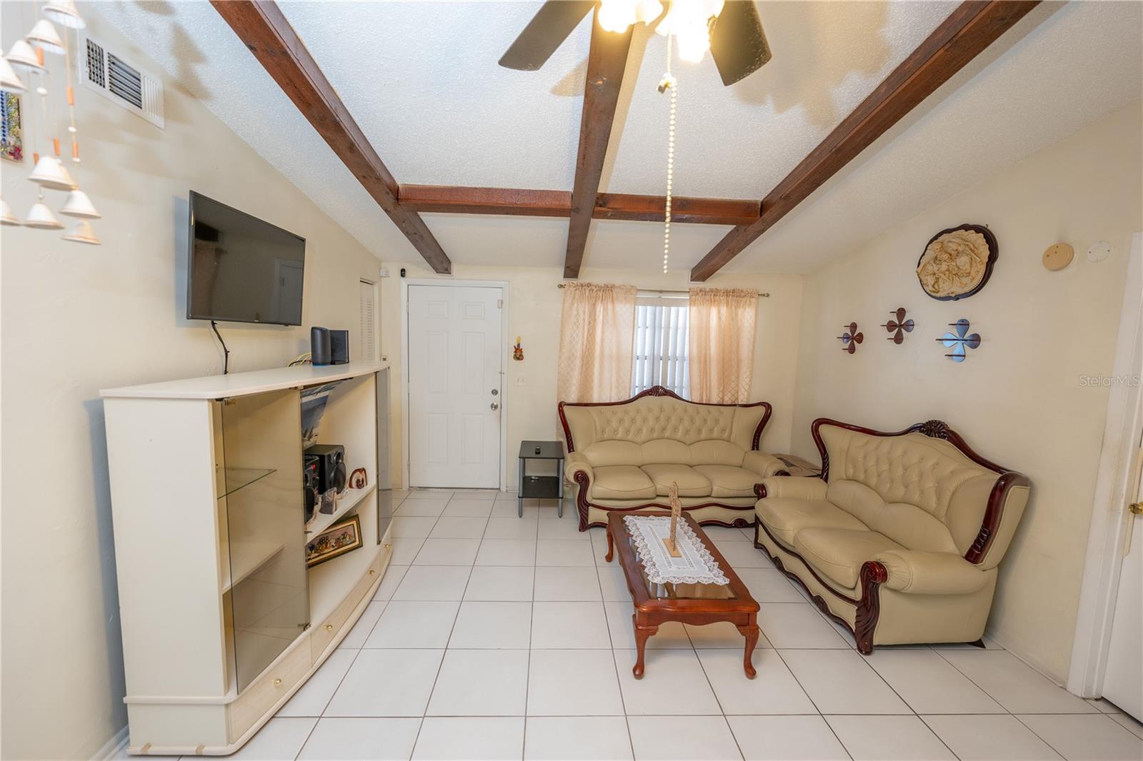 Image 15 of 54 For 9120 Sandcroft Court