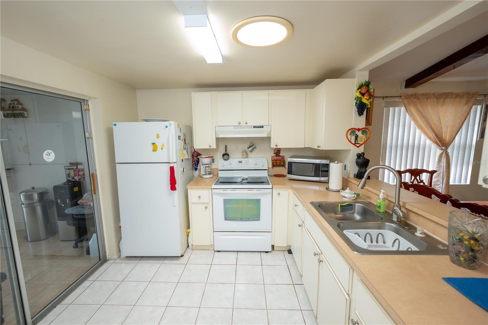 Image 20 of 54 For 9120 Sandcroft Court