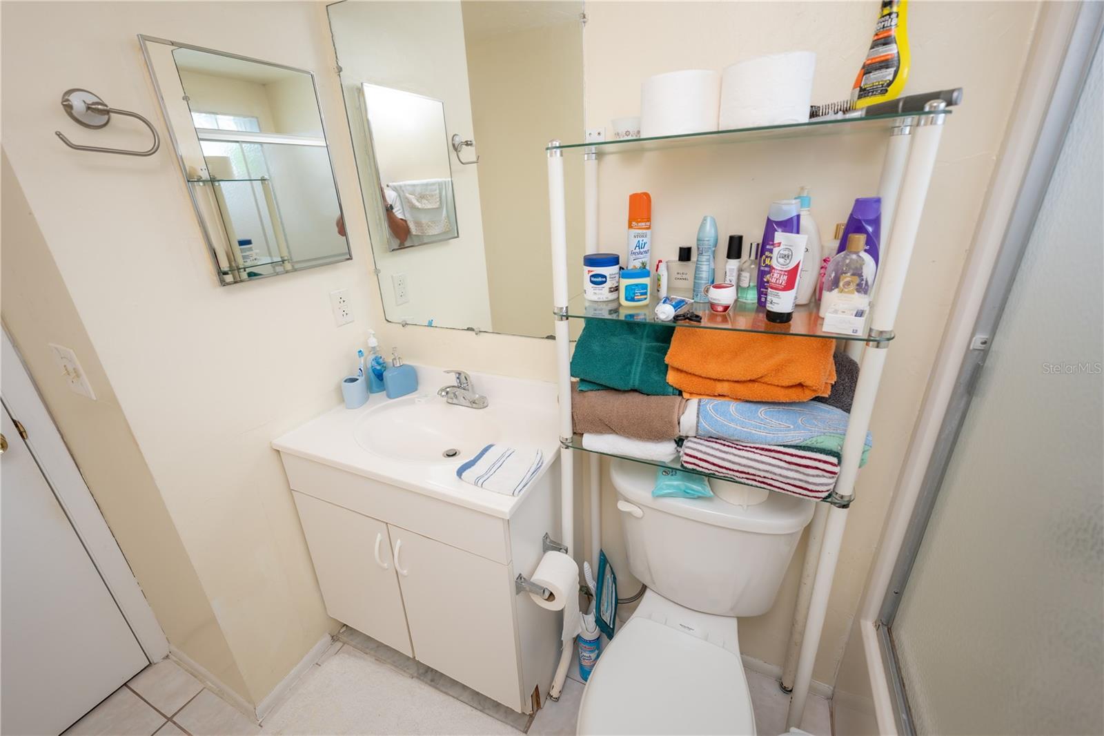 Image 28 of 54 For 9120 Sandcroft Court