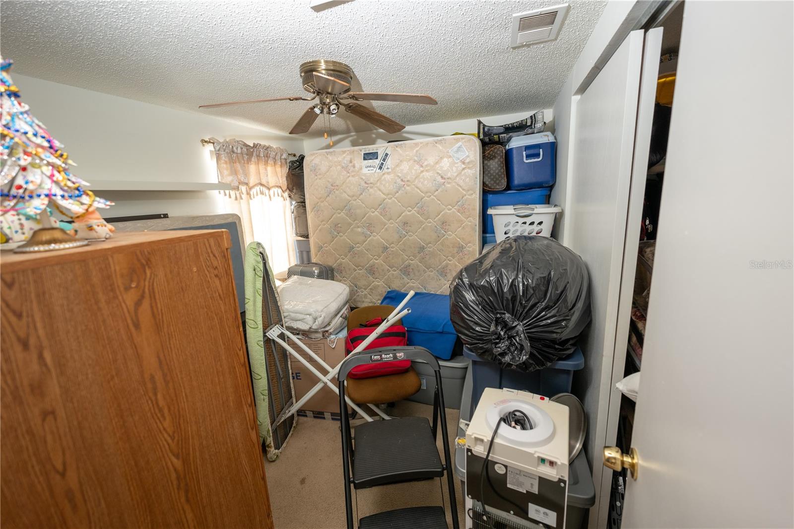 Image 30 of 54 For 9120 Sandcroft Court