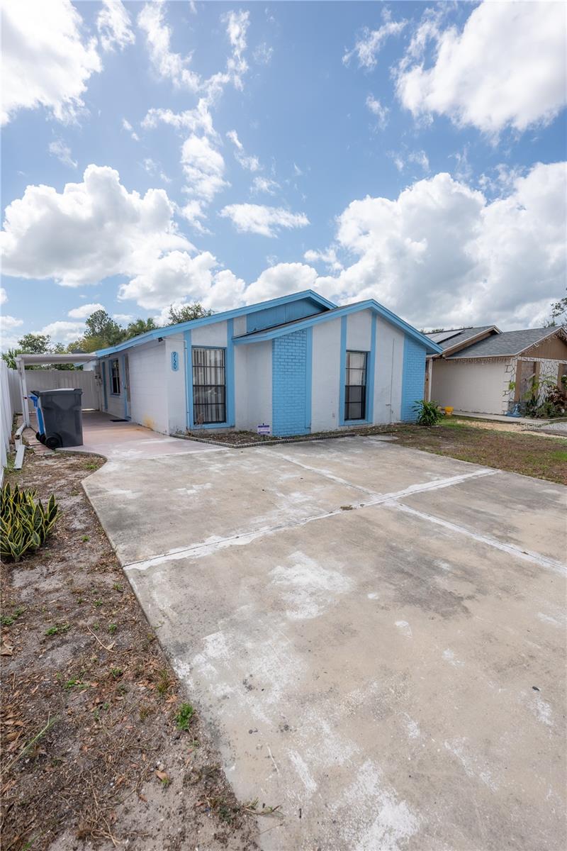 Image 4 of 54 For 9120 Sandcroft Court