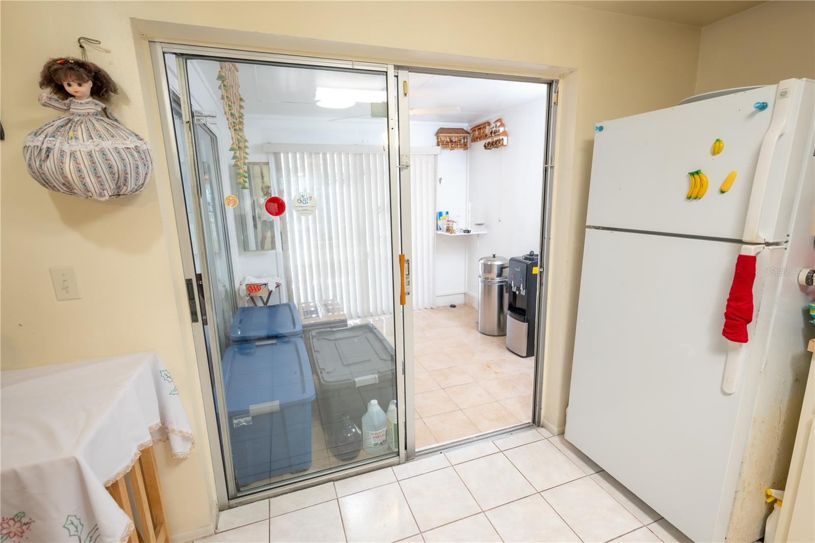 Image 41 of 54 For 9120 Sandcroft Court