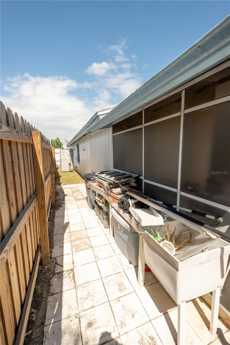 Image 46 of 54 For 9120 Sandcroft Court