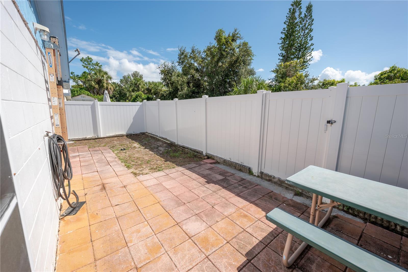 Image 47 of 54 For 9120 Sandcroft Court