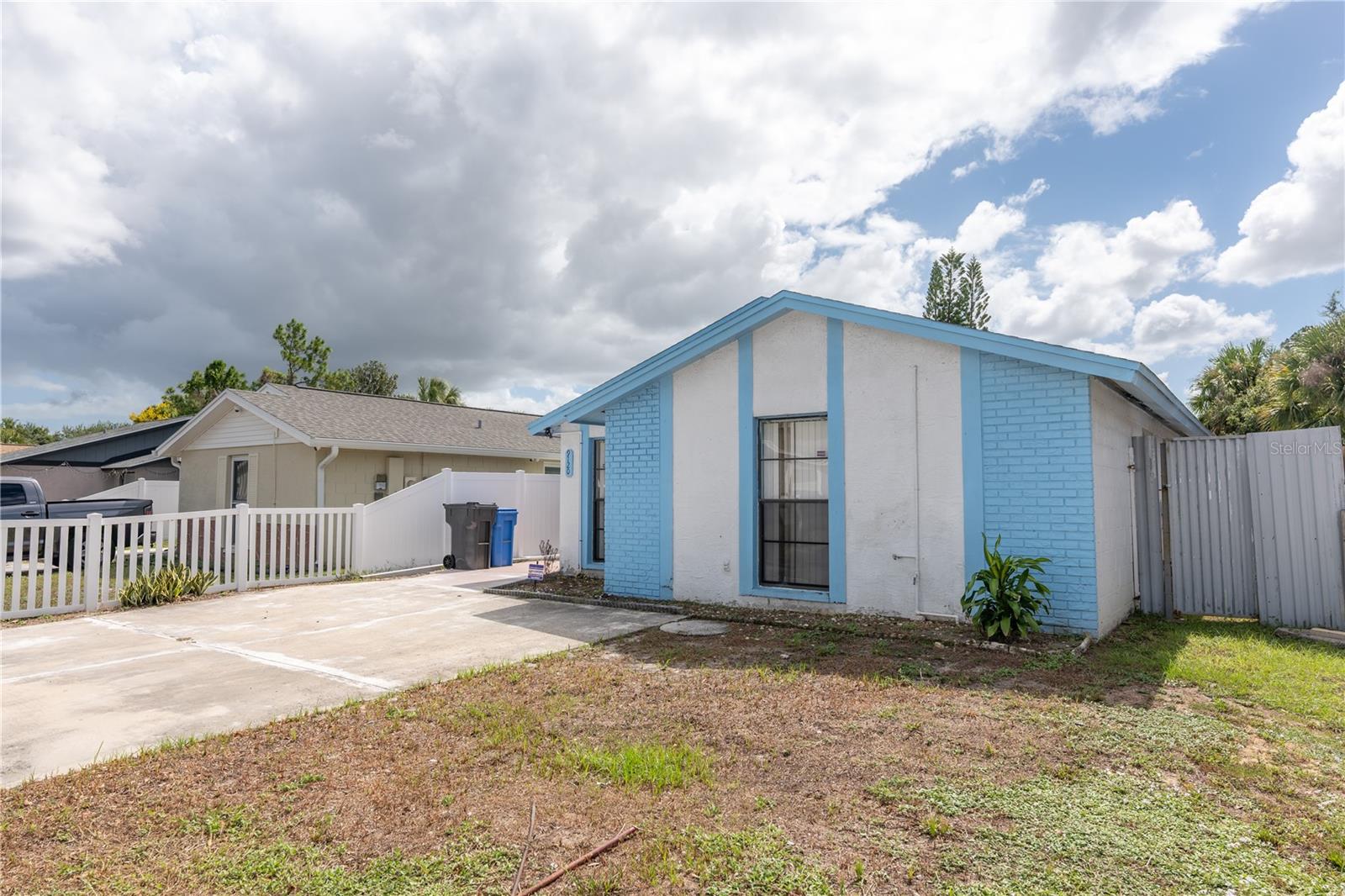 Image 6 of 54 For 9120 Sandcroft Court