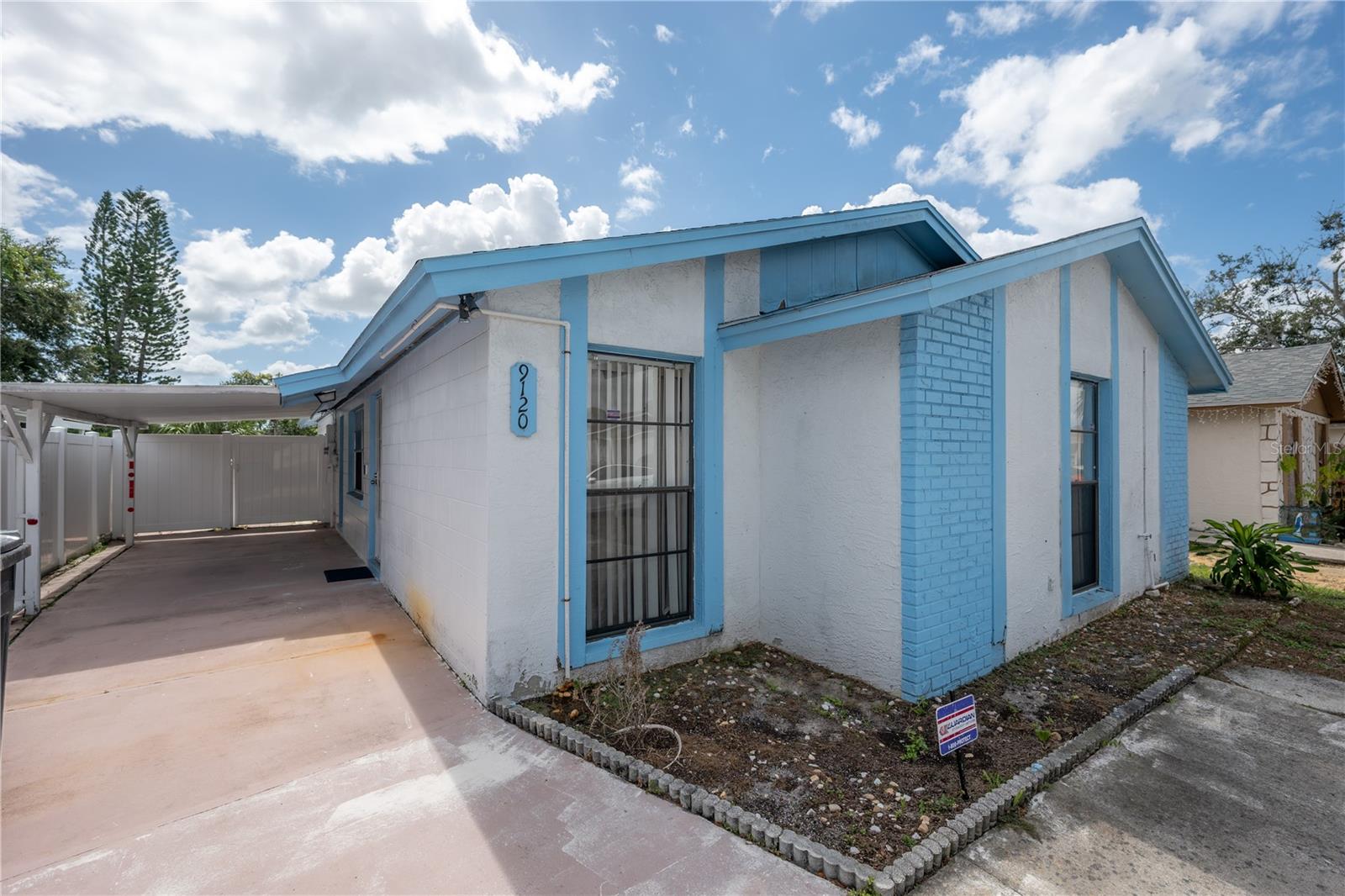 Image 7 of 54 For 9120 Sandcroft Court