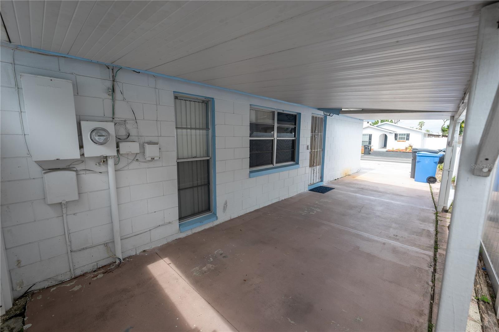 Image 9 of 54 For 9120 Sandcroft Court