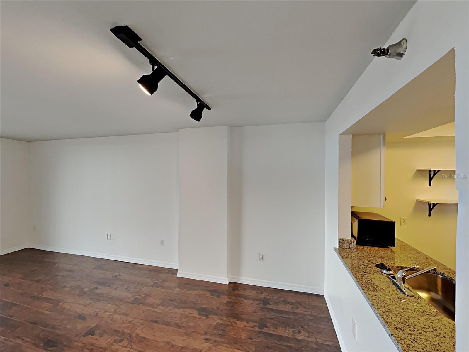 Image 12 of 24 For 2333 Feather Sound Drive C408