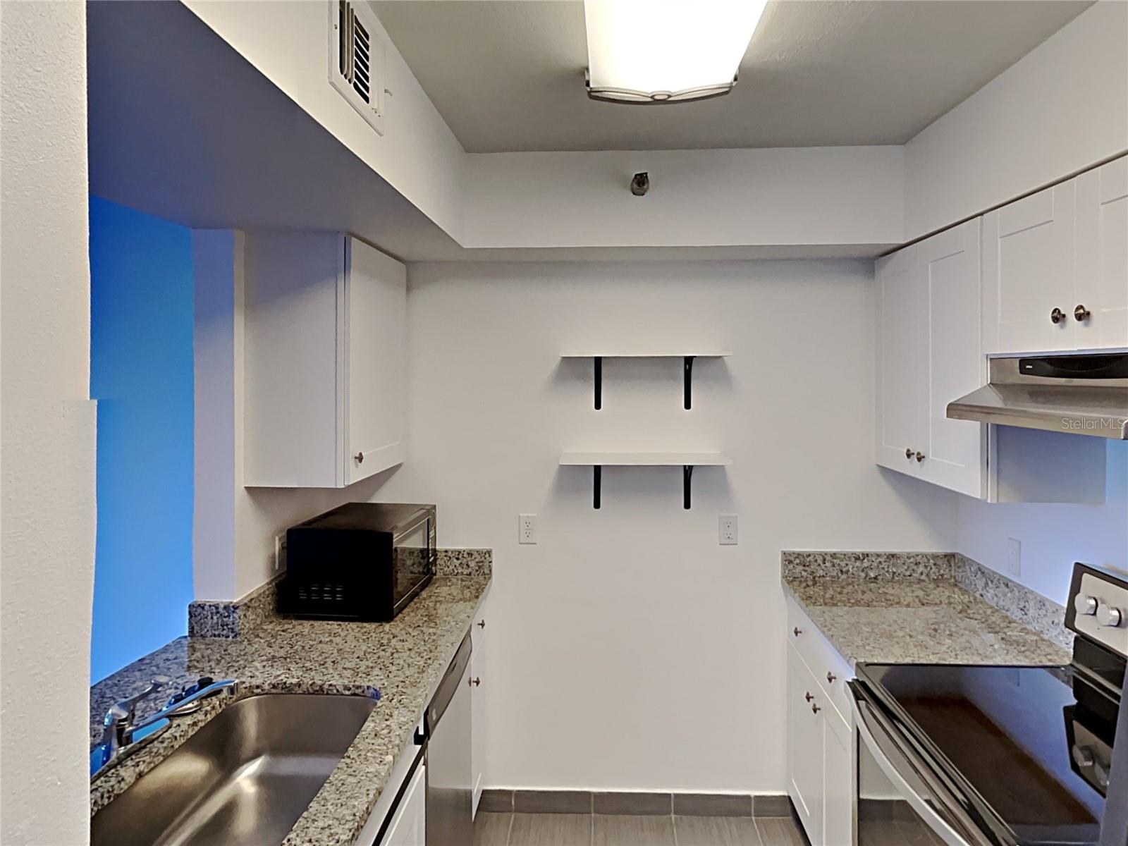 Image 17 of 24 For 2333 Feather Sound Drive C408