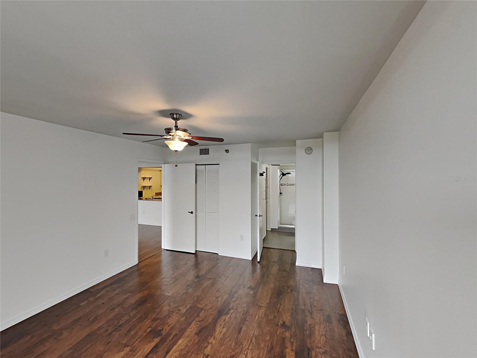 Image 2 of 24 For 2333 Feather Sound Drive C408