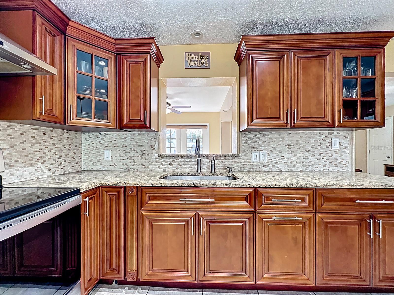 Image 14 of 39 For 11210 102nd Terrace
