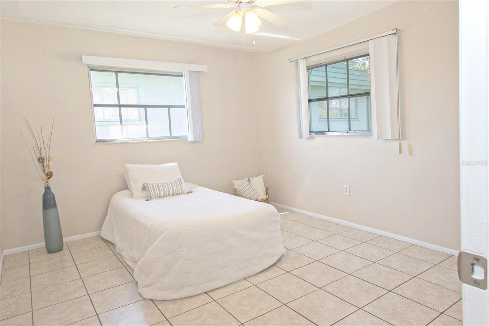Image 16 of 21 For 1433 Belcher Road F11