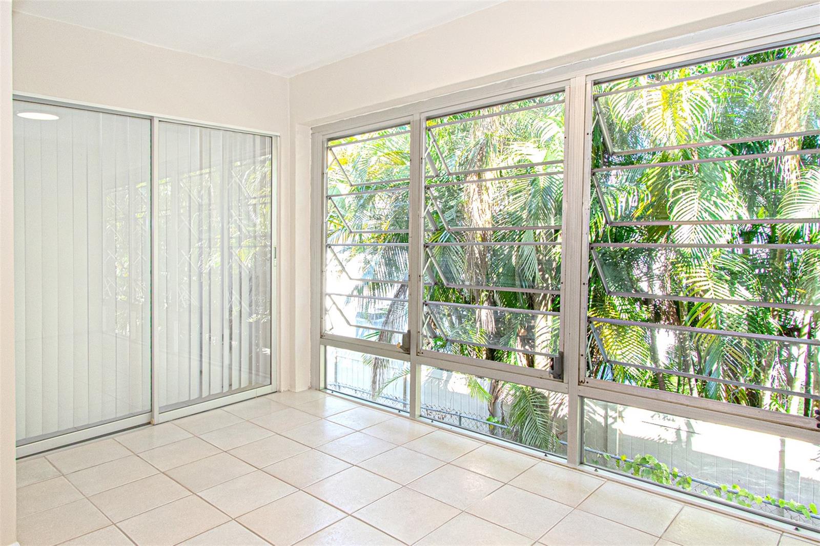 Image 5 of 21 For 1433 Belcher Road F11