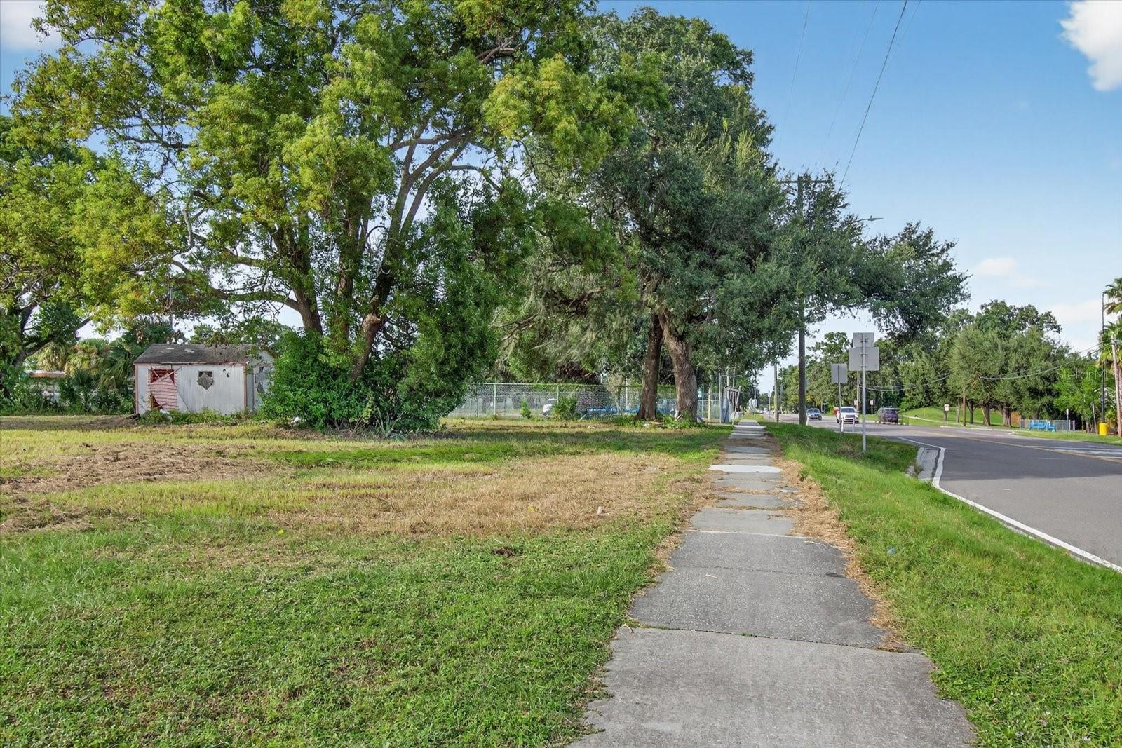 Image 22 of 67 For 4020 579 Highway