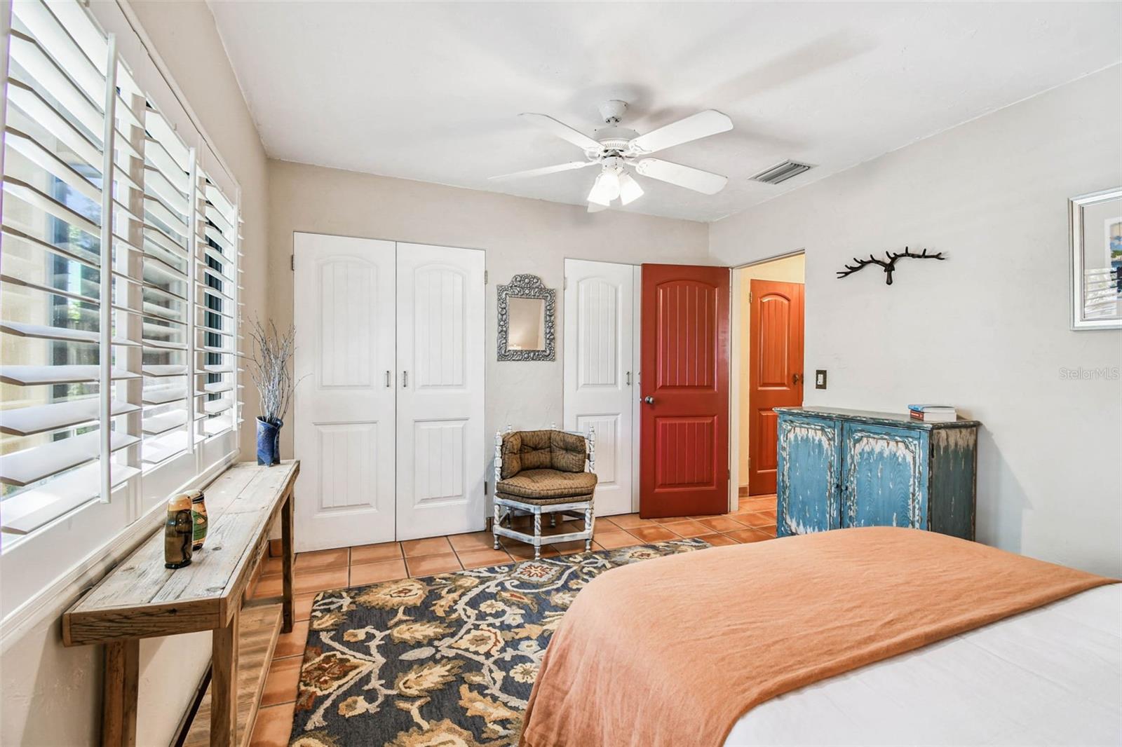 Image 24 of 45 For 266 Lyndhurst Street