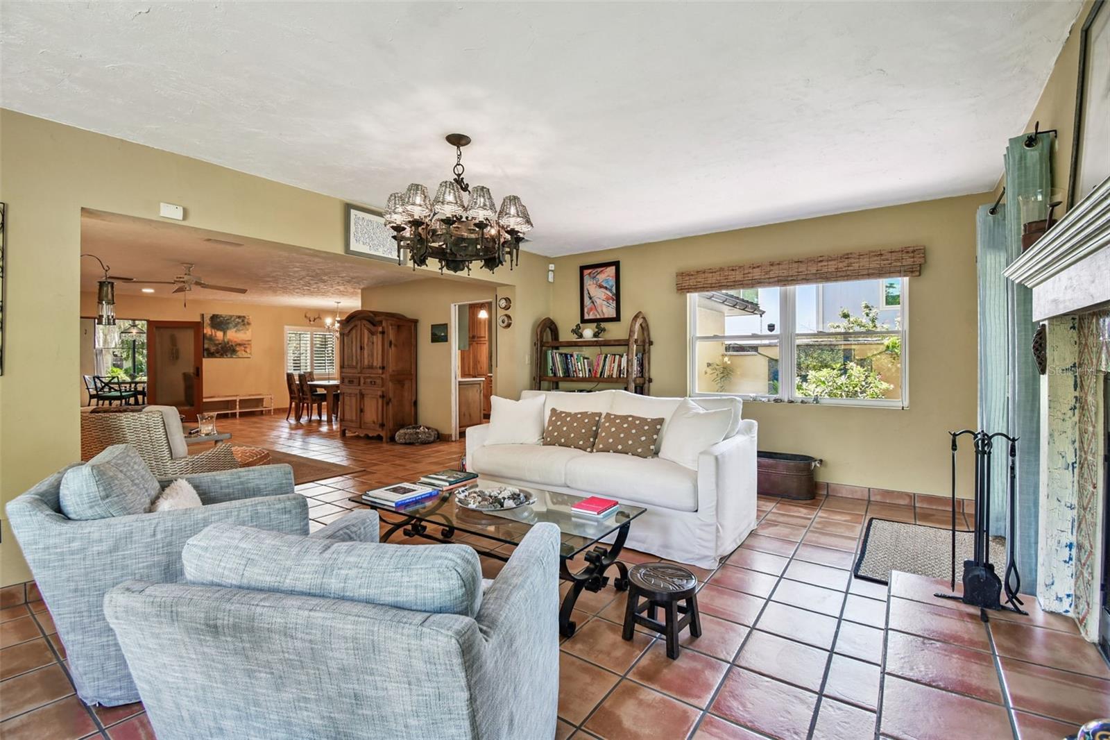 Image 29 of 45 For 266 Lyndhurst Street