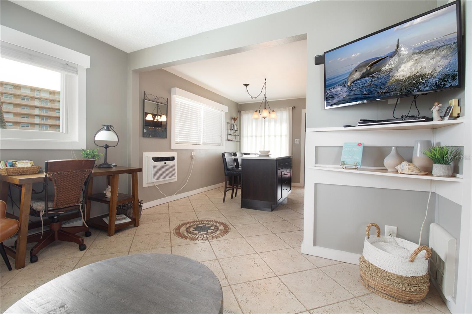 Image 8 of 34 For 1840 Shore Drive S 11