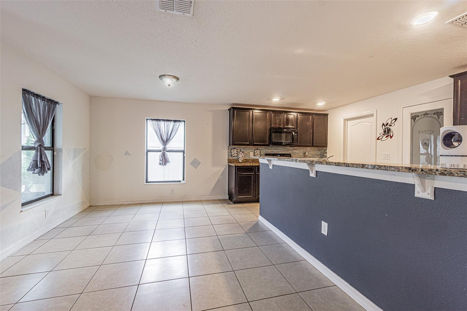 Image 30 of 46 For 1118 Wynnmere Walk Avenue