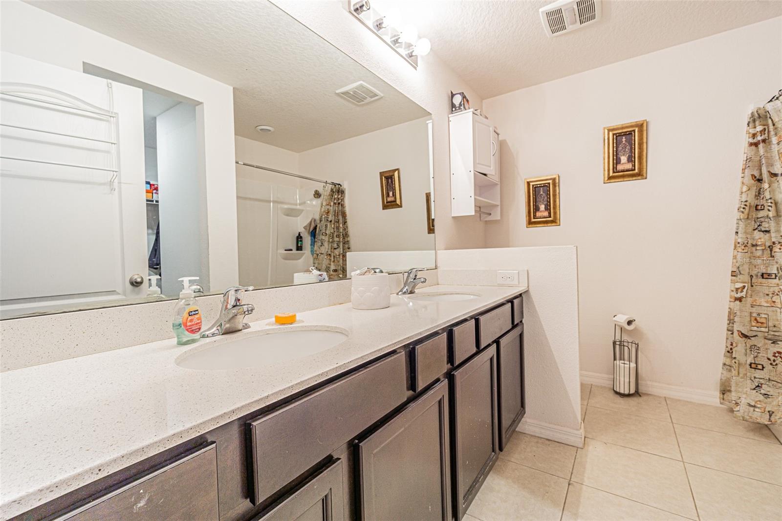 Image 34 of 46 For 1118 Wynnmere Walk Avenue