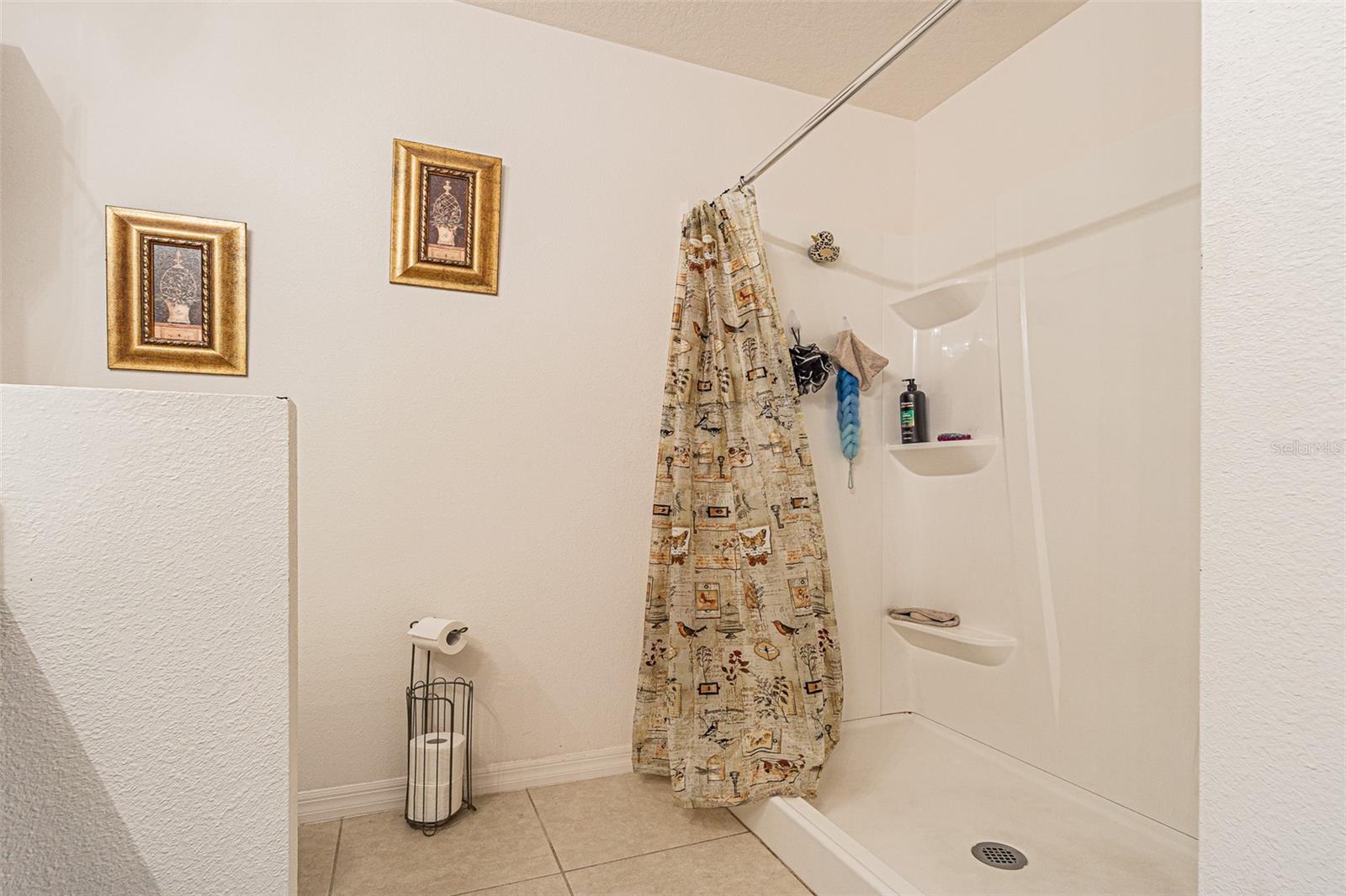 Image 35 of 46 For 1118 Wynnmere Walk Avenue