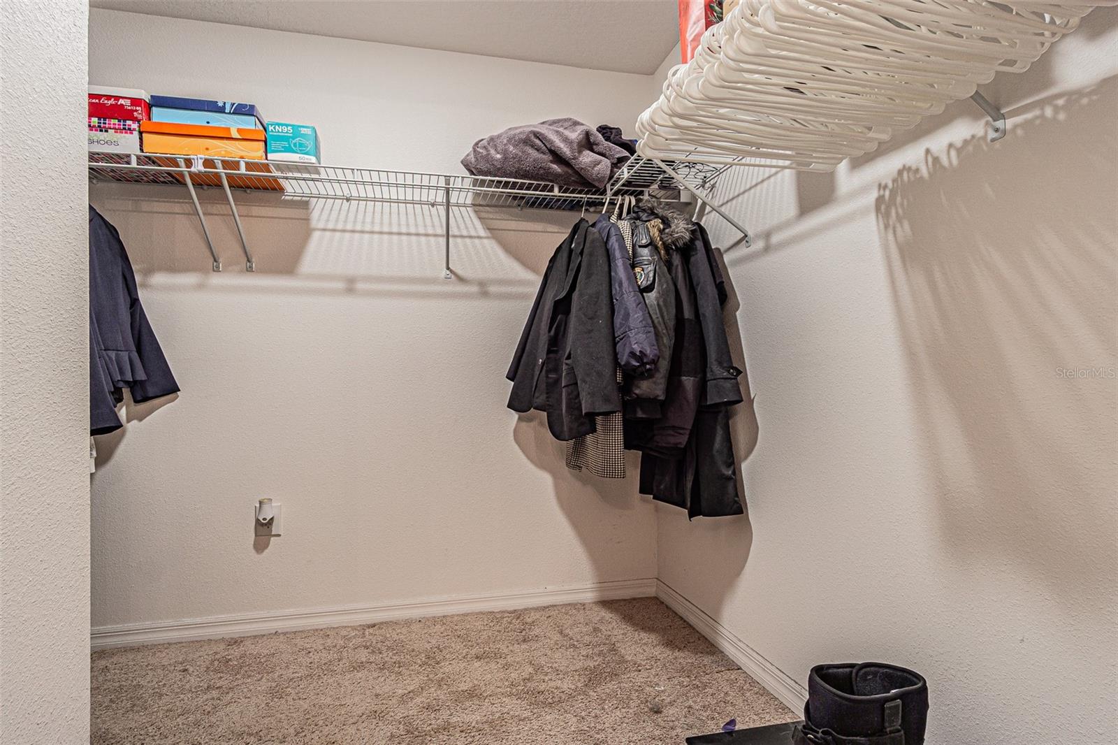 Image 36 of 46 For 1118 Wynnmere Walk Avenue