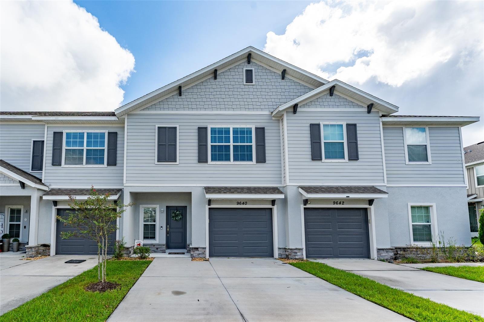 Image 4 of 55 For 9640 Sweetwell Pl