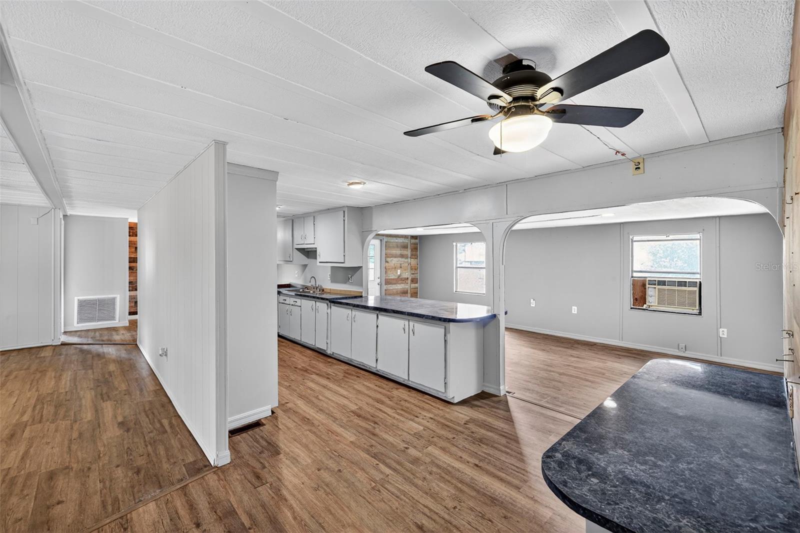 Image 11 of 38 For 37016 Waterside Drive
