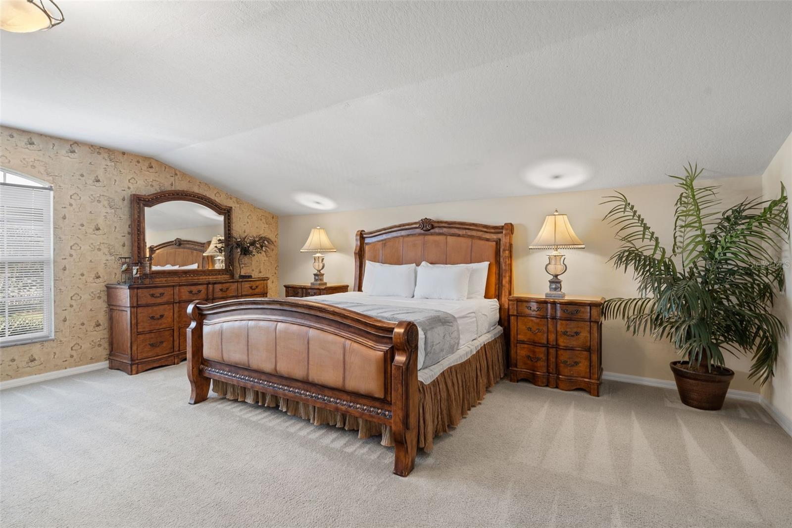 Image 21 of 50 For 7939 Sea Pearl Circle