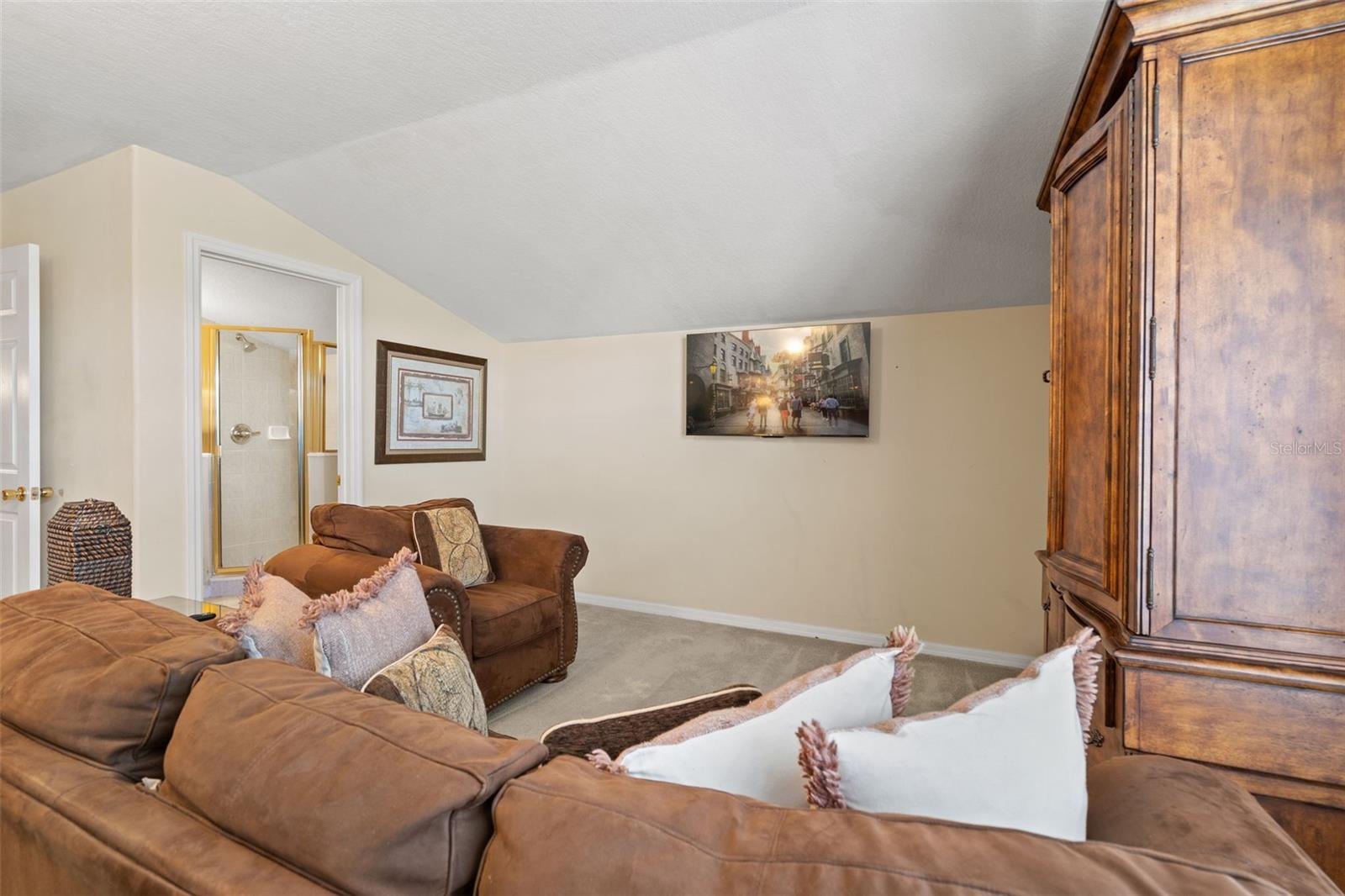 Image 22 of 50 For 7939 Sea Pearl Circle