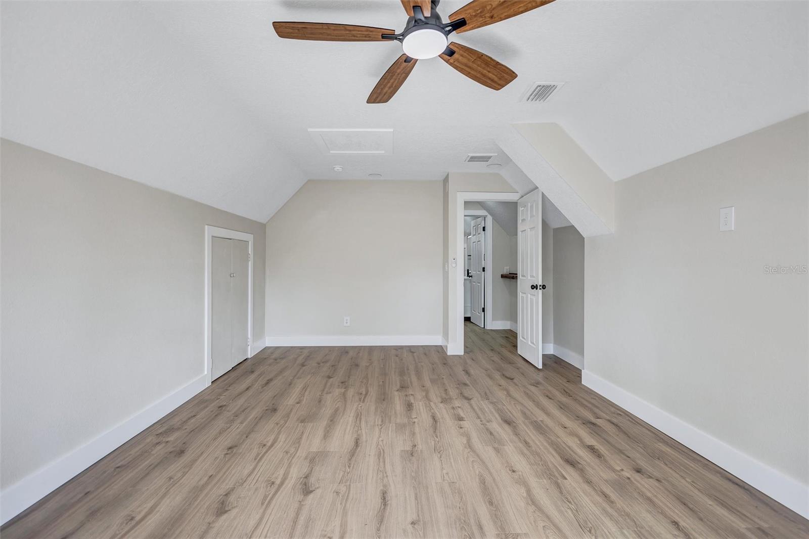 Image 45 of 67 For 4234 Alafia Boulevard