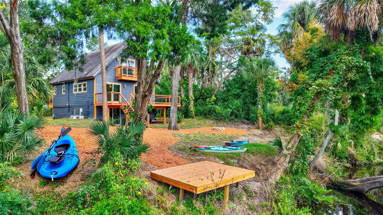 Image 6 of 67 For 4234 Alafia Boulevard