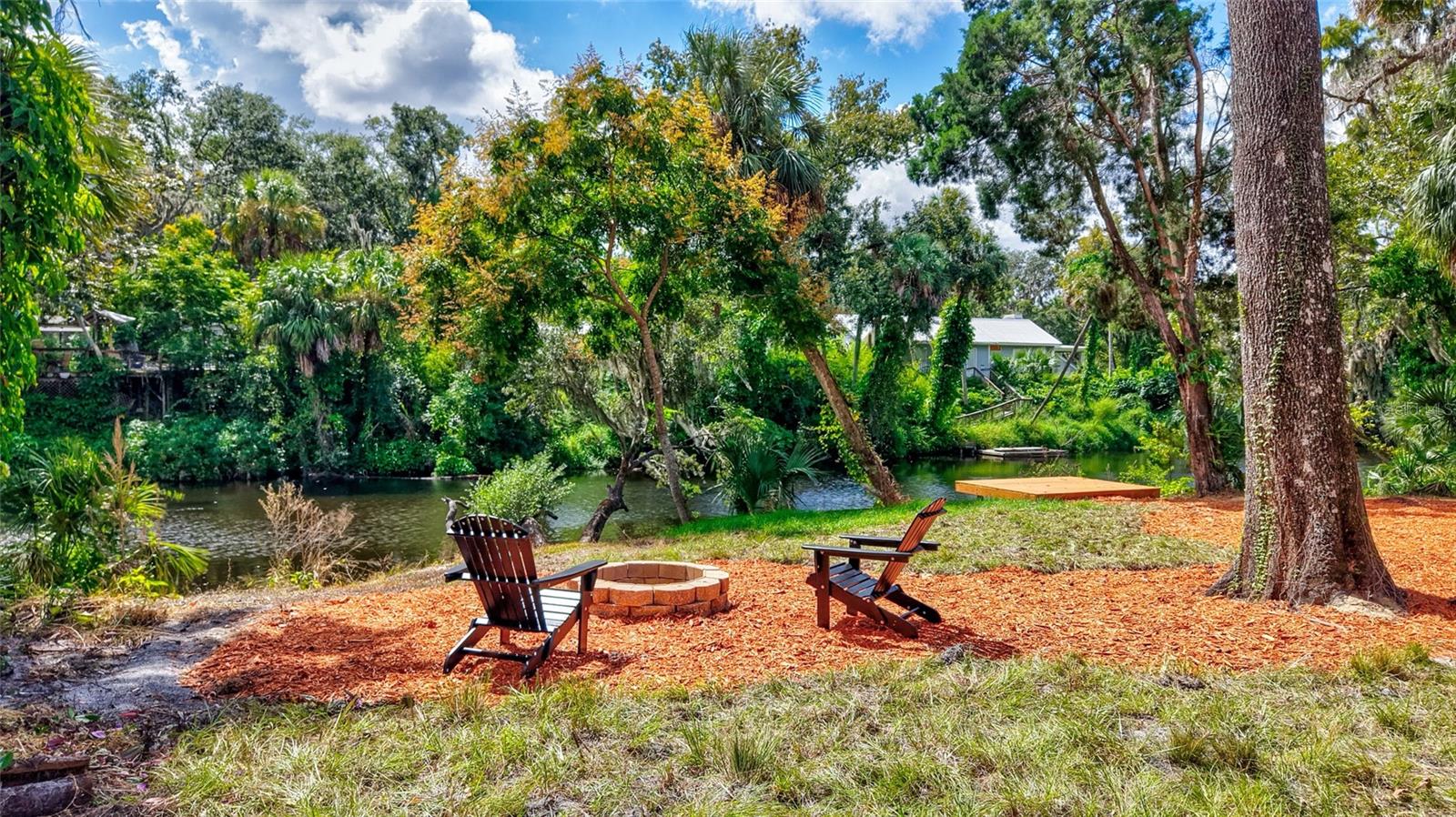 Image 8 of 67 For 4234 Alafia Boulevard