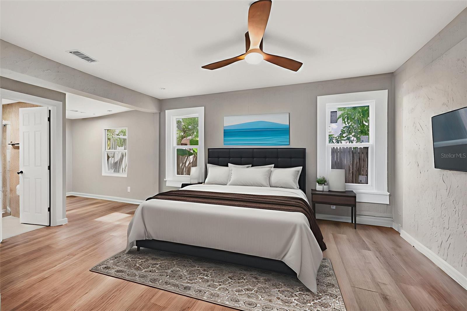 Image 12 of 41 For 2725 14th Avenue S