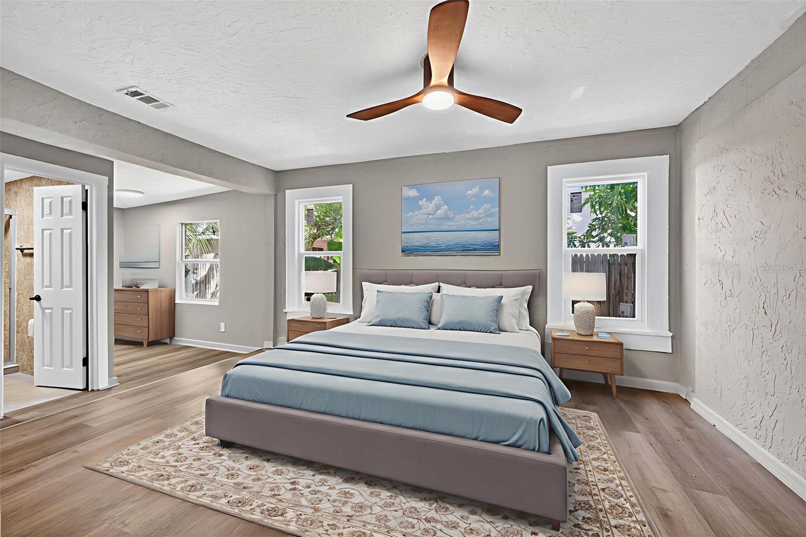 Image 13 of 41 For 2725 14th Avenue S