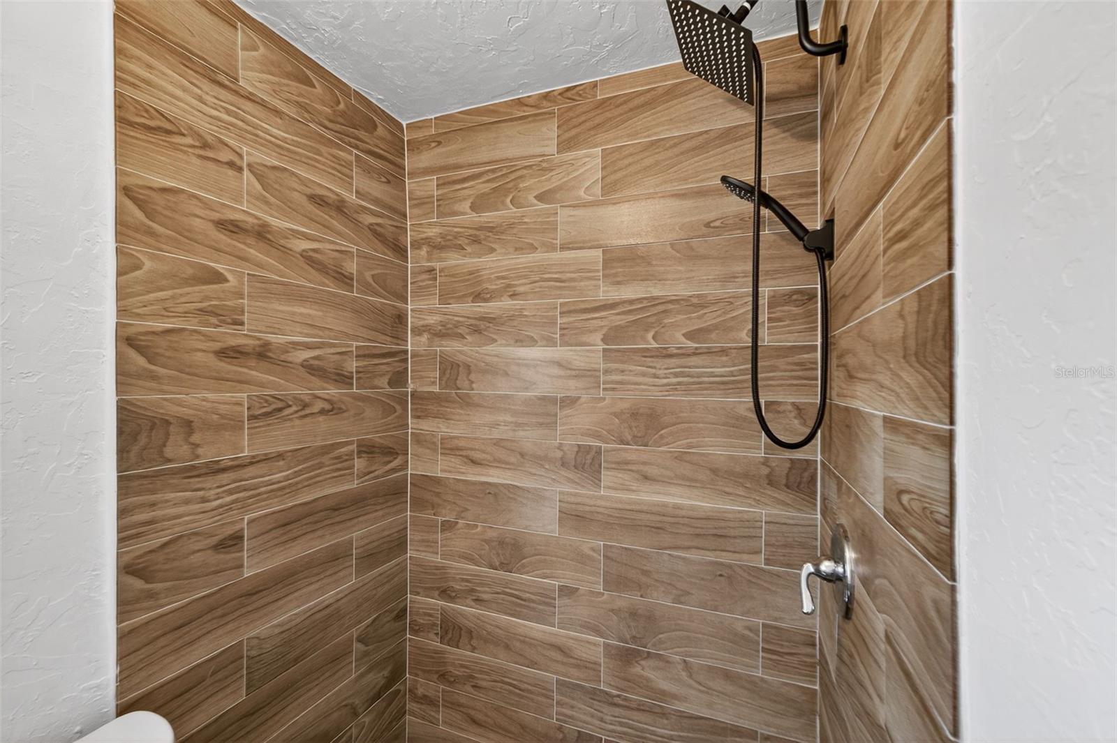 Image 19 of 40 For 2725 14th Avenue S