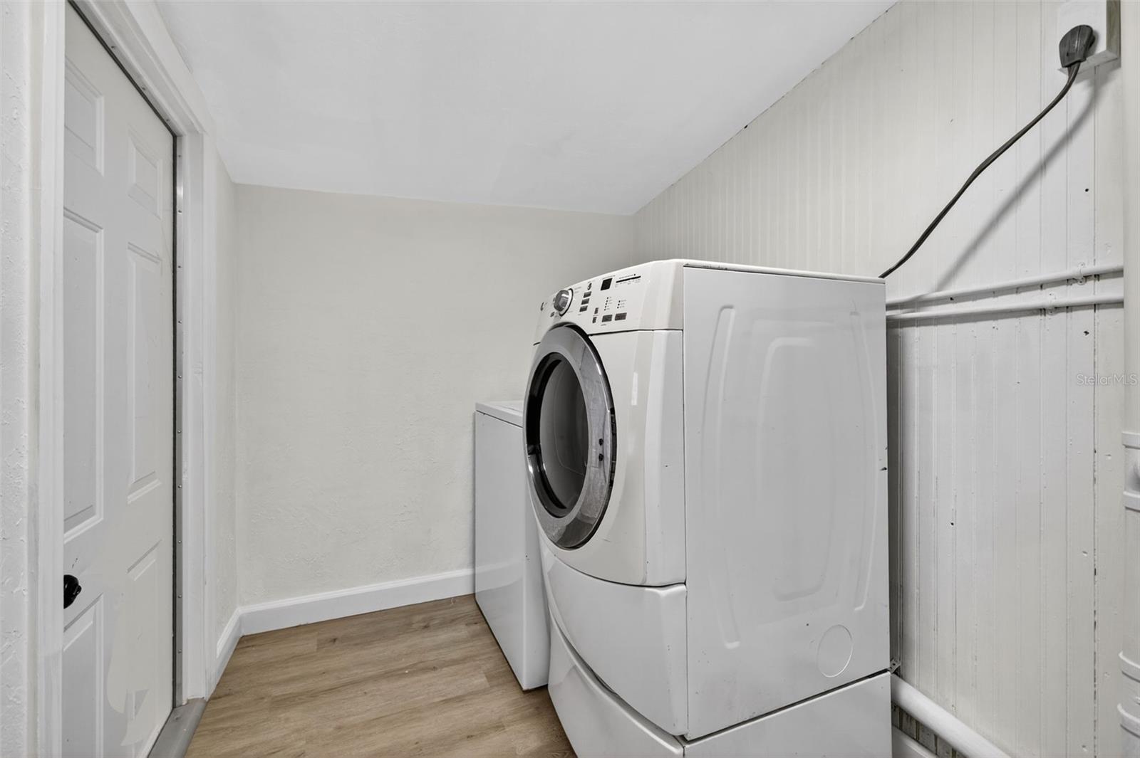 Image 20 of 40 For 2725 14th Avenue S