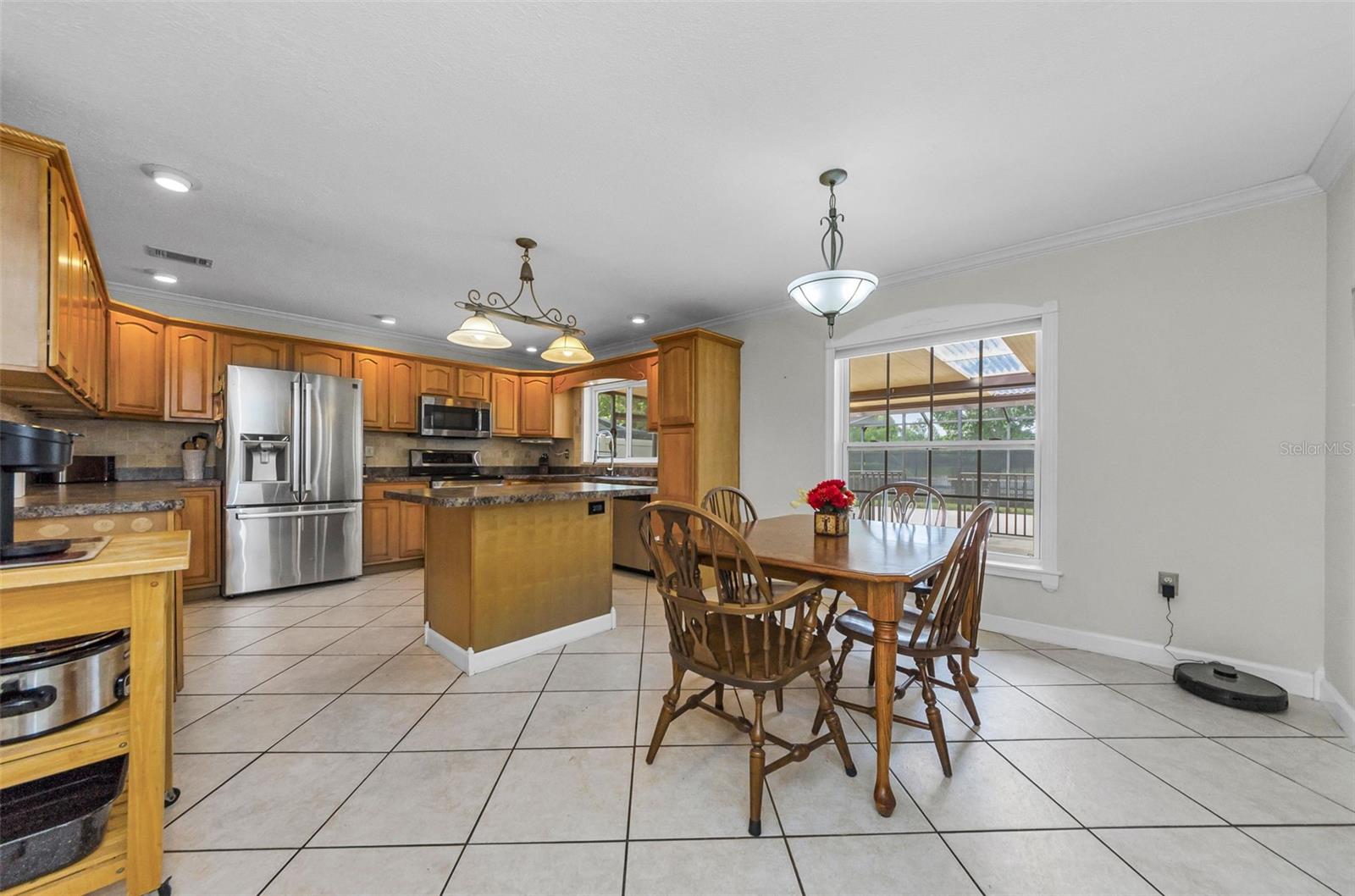 Image 15 of 61 For 8329 Broken Willow Lane