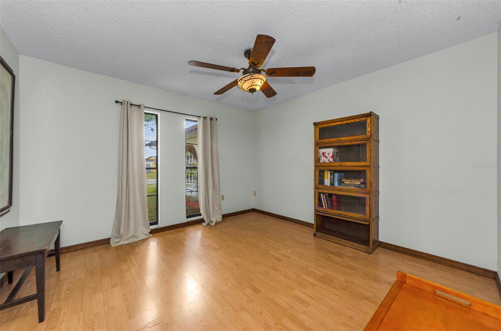 Image 37 of 61 For 8329 Broken Willow Lane