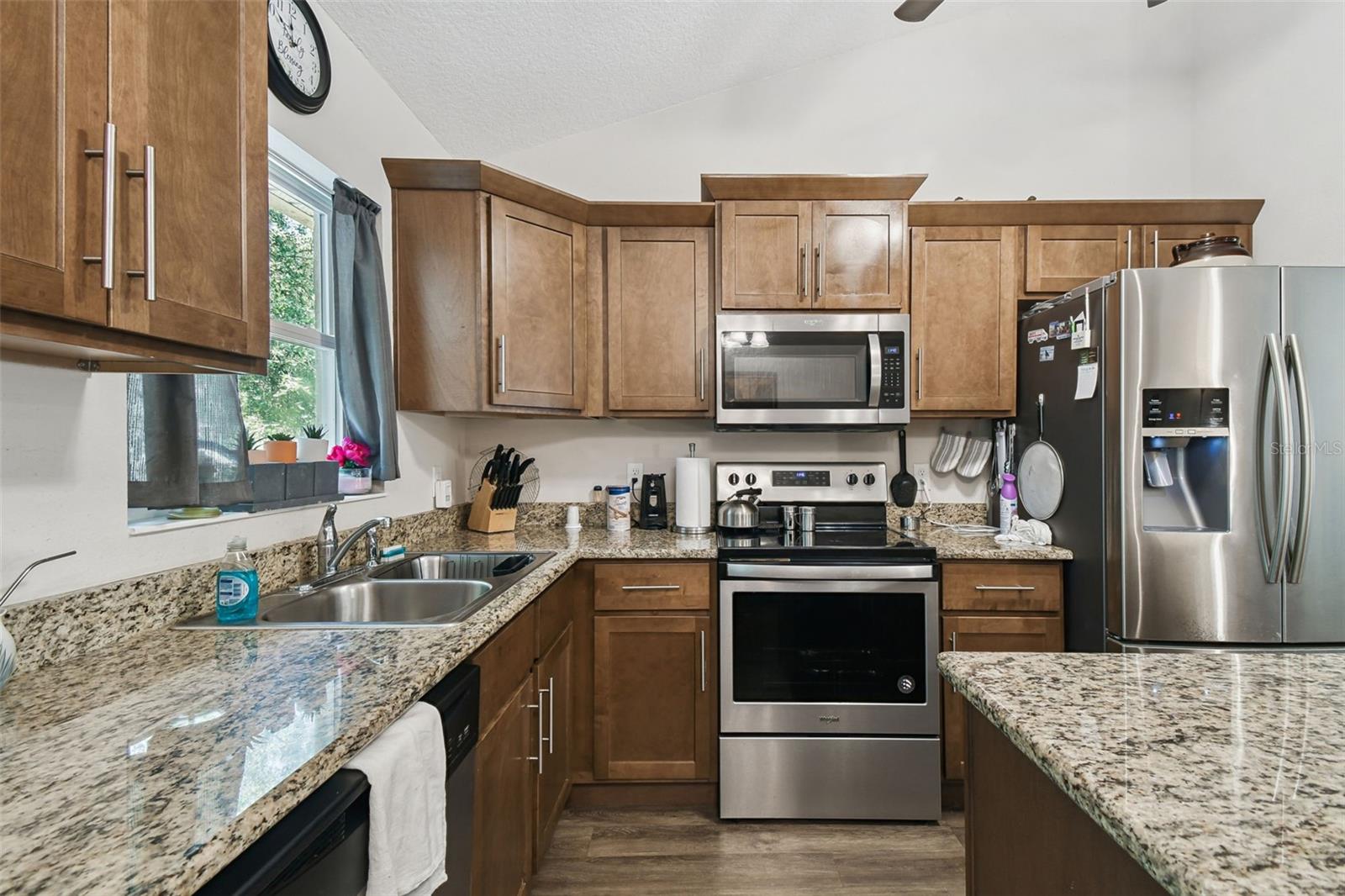 Image 18 of 85 For 10005 Ocean Drive