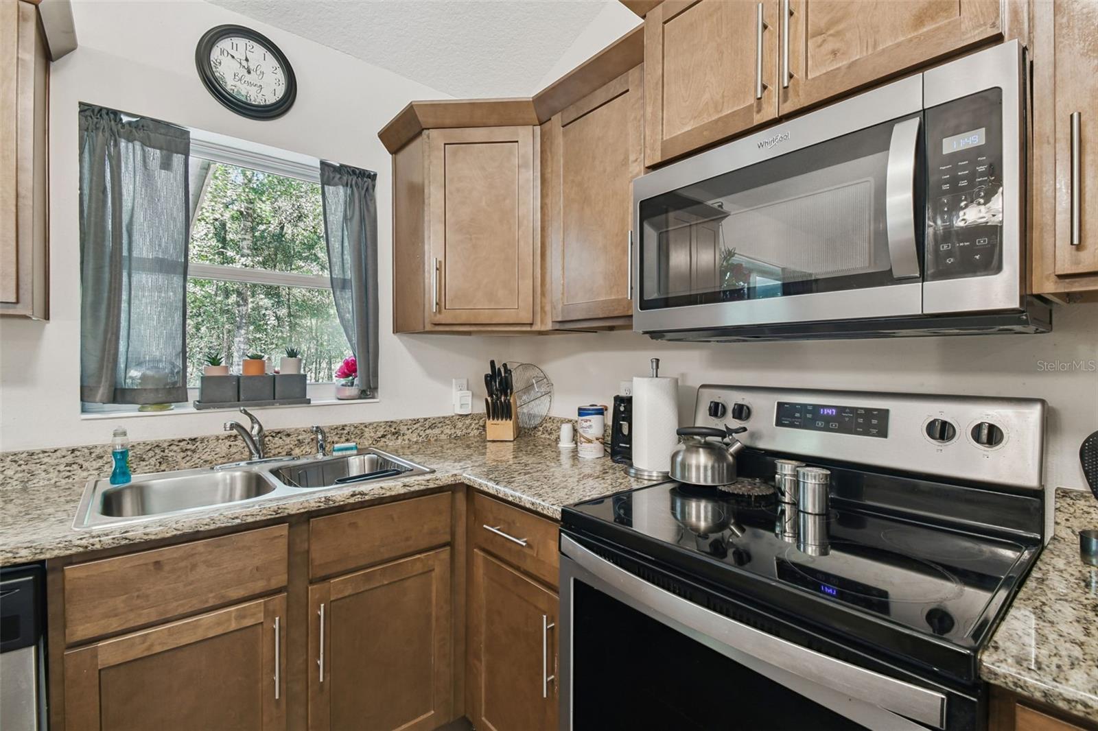 Image 19 of 85 For 10005 Ocean Drive