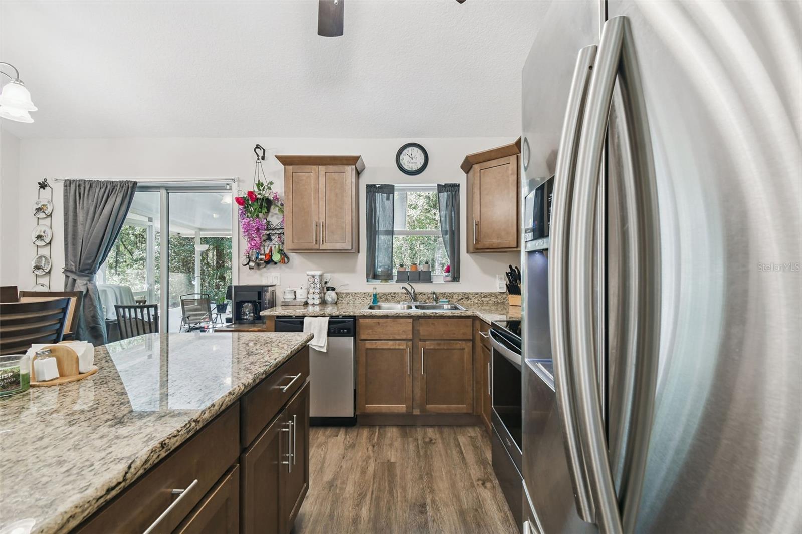 Image 22 of 85 For 10005 Ocean Drive