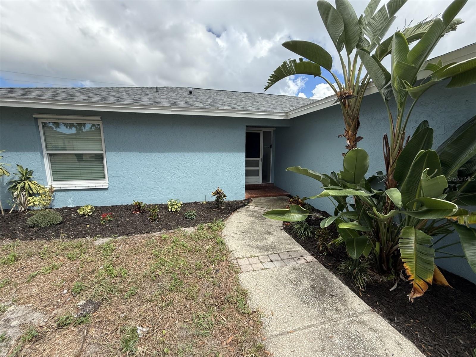 Image 2 of 5 For 2589 Orangewood Court