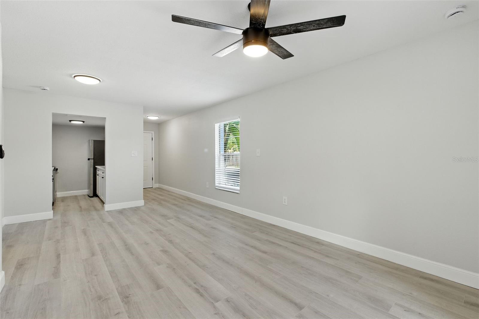 Image 10 of 37 For 408 And 410 Tampania