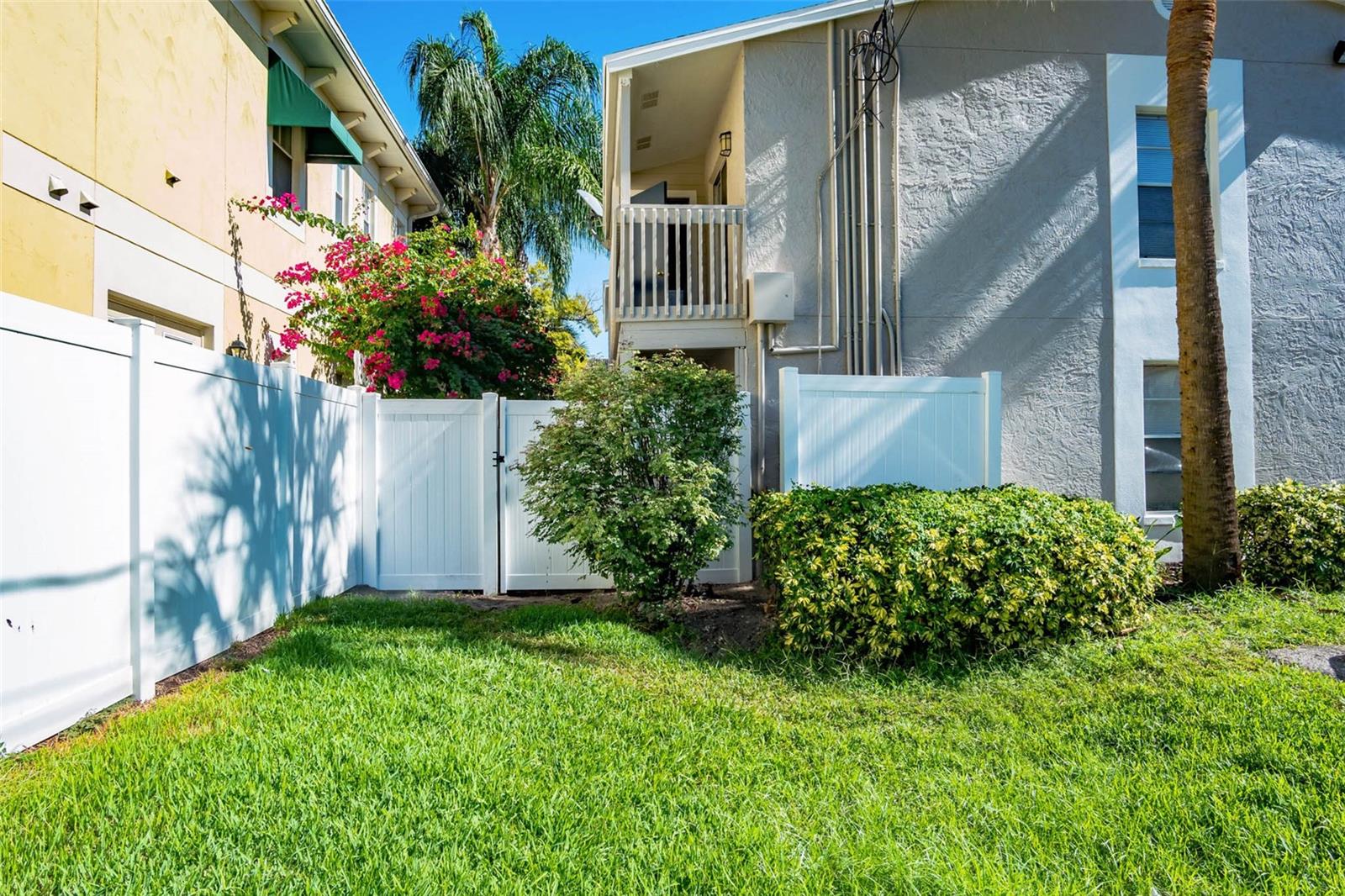 Image 2 of 37 For 408 And 410 Tampania