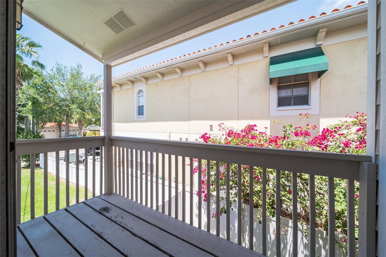 Image 28 of 37 For 408 And 410 Tampania