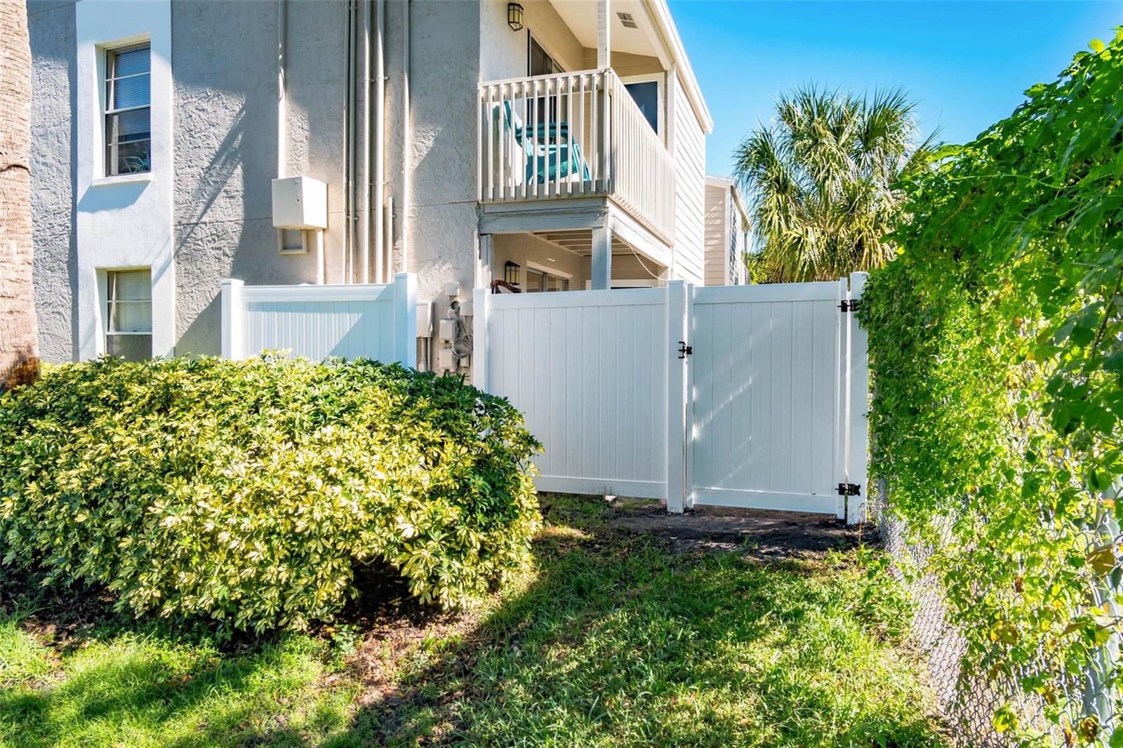 Image 3 of 37 For 408 And 410 Tampania