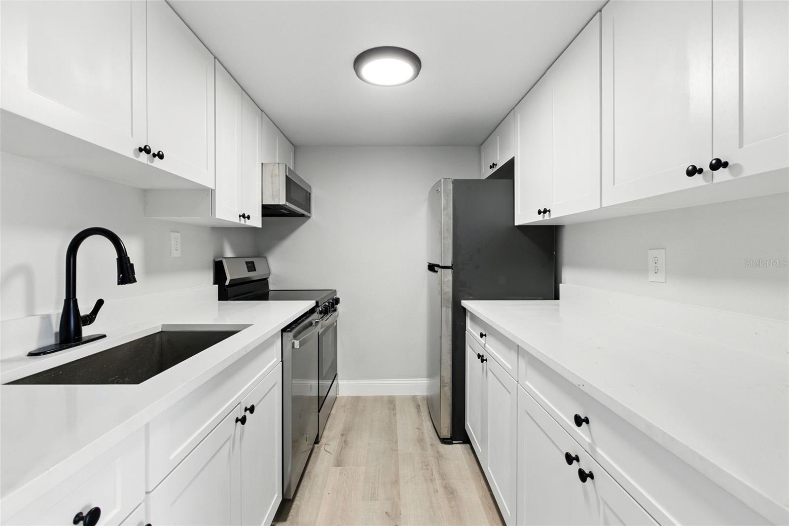 Image 6 of 37 For 408 And 410 Tampania